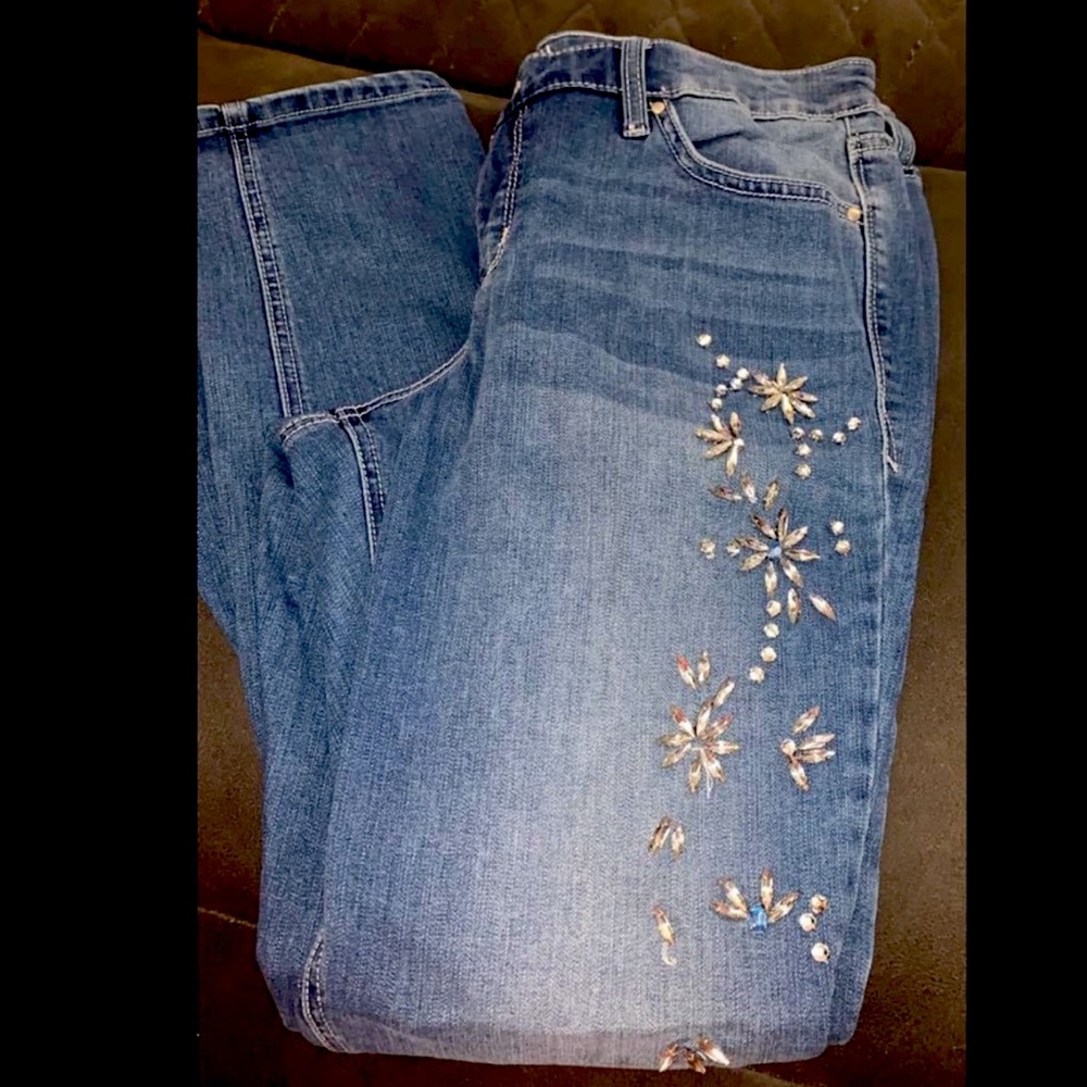 Women’s crown and ivy stones jeans